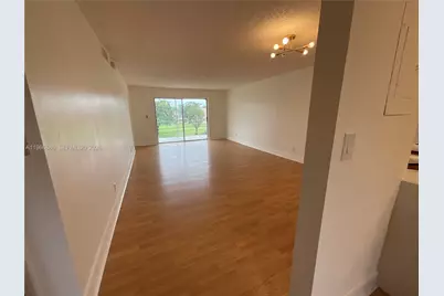 9481 Sunrise Lakes Blvd #302, Sunrise, FL 33322 - Photo 3