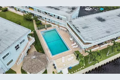 2700 NE 135th St #12, North Miami, FL 33181 - Photo 21