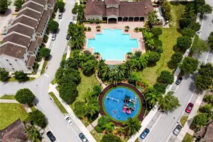 27145 SW 140th Path, Homestead, FL 33032 - Photo 9