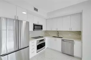 90 SW 3rd St, Miami, FL 33130 - Photo 35