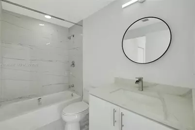90 SW 3rd St #1602, Miami, FL 33130 - Photo 25