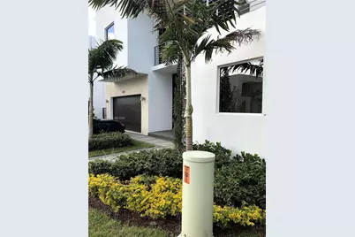 10055 NW 75th St, Doral, FL 33178 - Photo 47