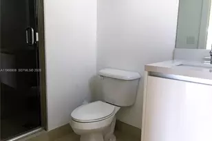 10055 NW 75th St, Doral, FL 33178 - Photo 43