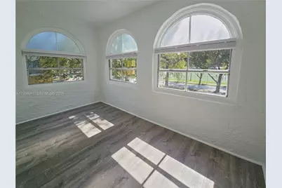 2007 SW 10th St #3, Miami, FL 33135 - Photo 9