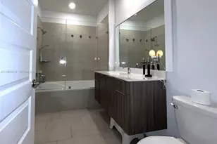 4745 NW 84th Ct, Doral, FL 33166 - Photo 9