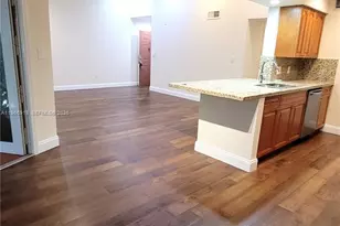 2420 NW 33rd St, Oakland Park, FL 33309 - Photo 7