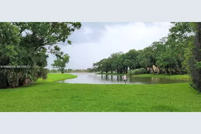 2420 NW 33rd St #1008, Oakland Park, FL 33309 - Photo 19