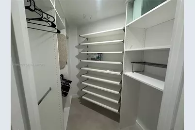 1010 SW 2nd Ave #1208, Miami, FL 33130 - Photo 9