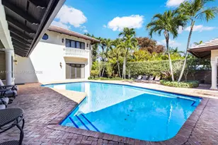 10601 SW 72nd Ct, Pinecrest, FL 33156 - Photo 23