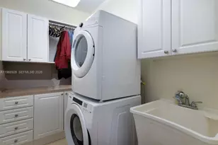 10601 SW 72nd Ct, Pinecrest, FL 33156 - Photo 41