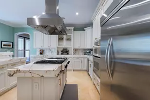 10601 SW 72nd Ct, Pinecrest, FL 33156 - Photo 5