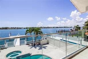 1400 Stillwater Dr, Miami Beach, FL 33141 - Photo 17