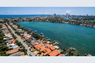 1400 Stillwater Dr, Miami Beach, FL 33141 - Photo 5