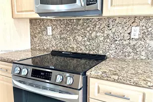 210 174th St, Sunny Isles Beach, FL 33160 - Photo 11