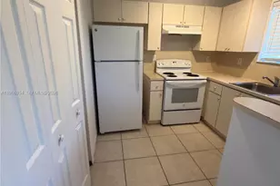 930 NE 34th Ave, Homestead, FL 33033 - Photo 13