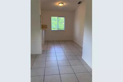 930 NE 34th Ave #201, Homestead, FL 33033 - Photo 9