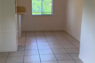 930 NE 34th Ave, Homestead, FL 33033 - Photo 9