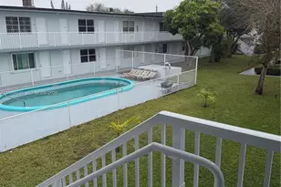 4550 SW 67th Ave, Miami, FL 33155 - Photo 3