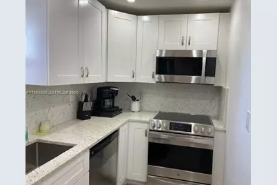 3201 NE 14th St Cswy #605, Pompano Beach, FL 33062 - Photo 1