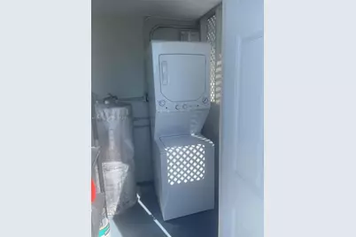 4791 W 3rd Ave, Hialeah, FL 33012 - Photo 15