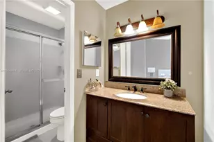 3437 S Carambola Cir S, Coconut Creek, FL 33066 - Photo 23