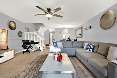 3437 S Carambola Cir S #2463, Coconut Creek, FL 33066 - Photo 7