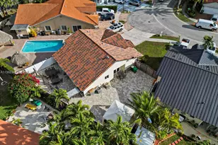 15715 SW 76th Terrace, Miami, FL 33193 - Photo 5