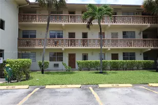 NE 14th Ave 16790, North Miami Beach, FL 33162 - Photo 5