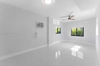 1998 NE 180th St, North Miami Beach, FL 33162 - Photo 17