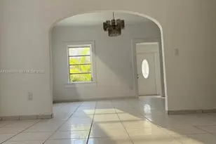 12680 NE 3rd Ave, North Miami, FL 33161 - Photo 9