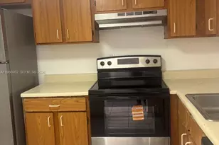 19715 SW 114th Ave, Miami, FL 33157 - Photo 3