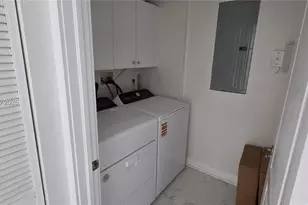 10700 NW 66th St, Doral, FL 33178 - Photo 21