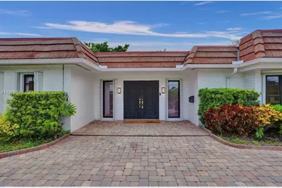 19710 NE 23rd Ave, Miami, FL 33180 - Photo 5