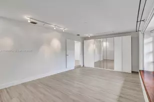 19710 NE 23rd Ave, Miami, FL 33180 - Photo 33