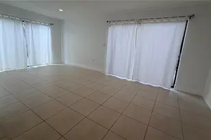 426 NW 134th Ct, Miami, FL 33182 - Photo 7