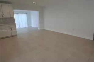 426 NW 134th Ct, Miami, FL 33182 - Photo 5