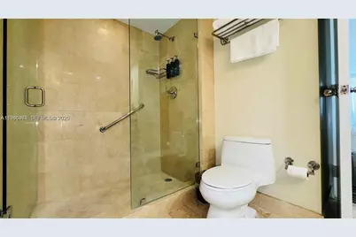 2670 E Sunrise Blvd, Fort Lauderdale, FL 33304 - Photo 47