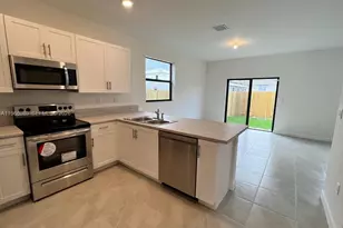 11933 SW 244 Ln, Homestead, FL 33032 - Photo 3