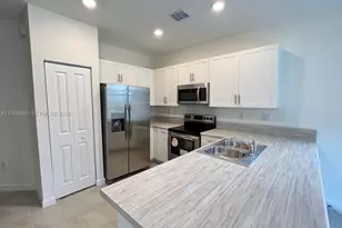 11933 SW 244 Ln, Homestead, FL 33032 - Photo 9