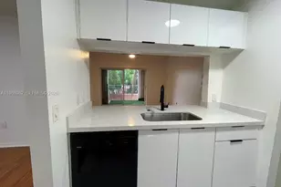 12124 St.Andrews Pl, Miramar, FL 33025 - Photo 5