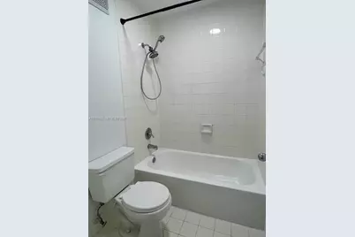 12124 Saint Andrews Pl #305, Miramar, FL 33025 - Photo 15