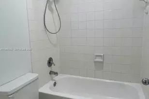 12124 St.Andrews Pl, Miramar, FL 33025 - Photo 15