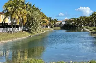 24063 SW 109th Ave, Homestead, FL 33032 - Photo 5