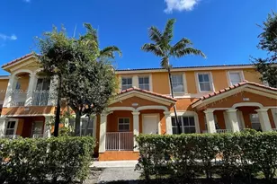 24063 SW 109th Ave, Homestead, FL 33032 - Photo 9