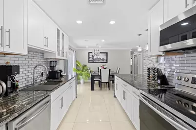 22658 SW 65th Cir, Boca Raton, FL 33428 - Photo 9