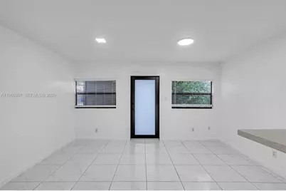 411 N 61st Ave, Hollywood, FL 33024 - Photo 5