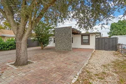 411 N 61st Ave, Hollywood, FL 33024 - Photo 3