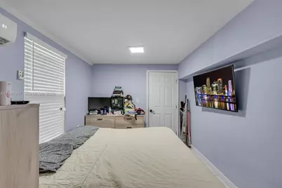 411 N 61st Ave, Hollywood, FL 33024 - Photo 17