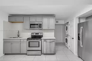 411 N 61st Ave, Hollywood, FL 33024 - Photo 3