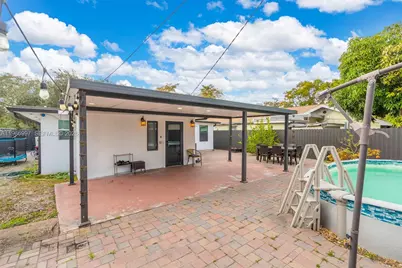 411 N 61st Ave, Hollywood, FL 33024 - Photo 21